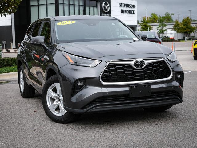 used 2023 Toyota Highlander car, priced at $37,350
