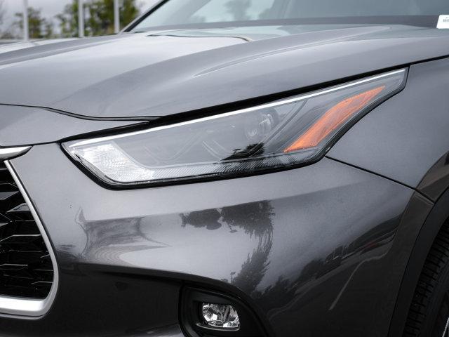 used 2023 Toyota Highlander car, priced at $37,350