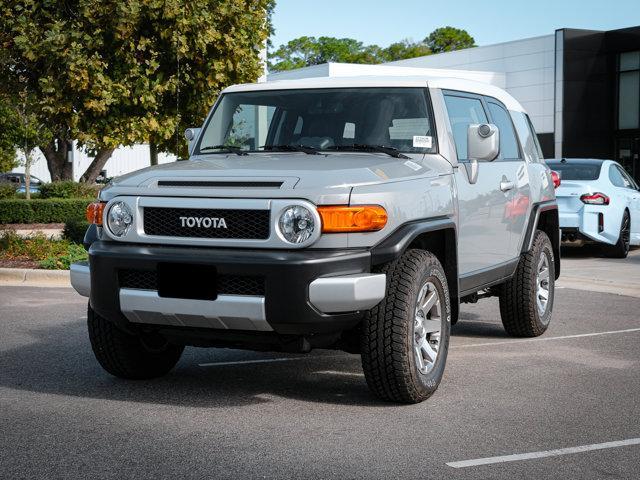 used 2014 Toyota FJ Cruiser car, priced at $23,400