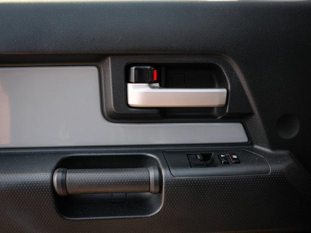 used 2014 Toyota FJ Cruiser car, priced at $23,400
