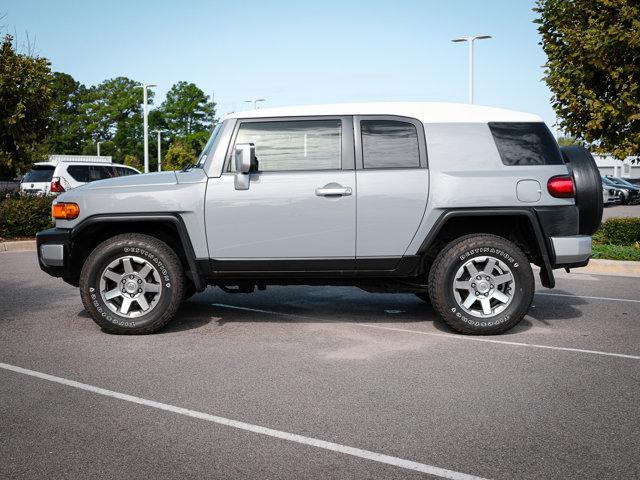 used 2014 Toyota FJ Cruiser car, priced at $23,400