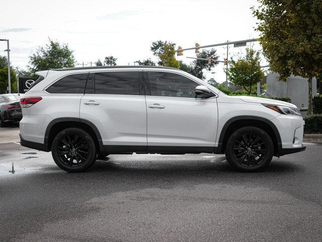 used 2019 Toyota Highlander car, priced at $27,988