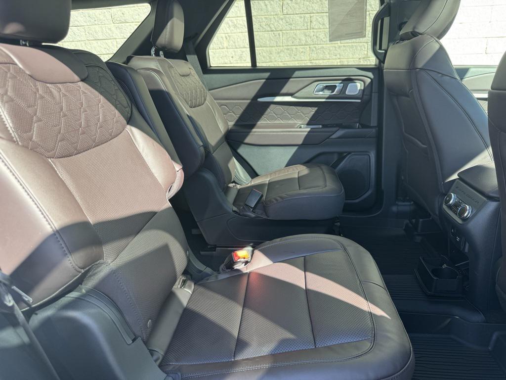 new 2025 Ford Explorer car, priced at $60,840