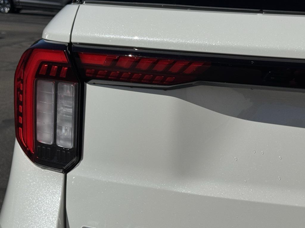 new 2025 Ford Explorer car, priced at $60,840