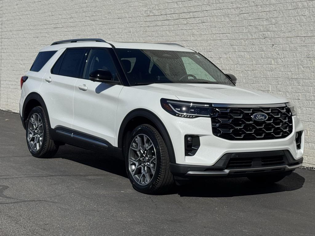 new 2025 Ford Explorer car, priced at $60,840