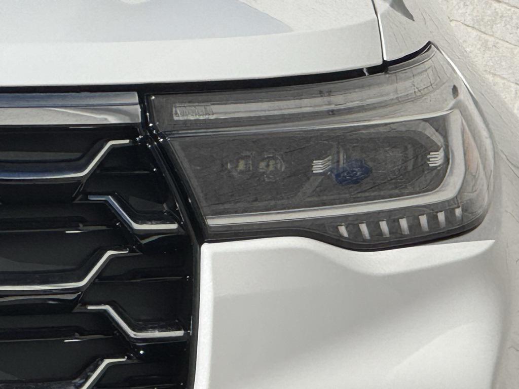 new 2025 Ford Explorer car, priced at $60,840