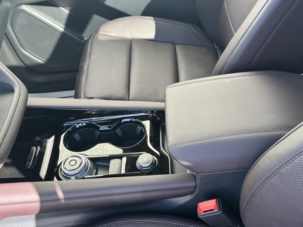 new 2025 Ford Explorer car, priced at $60,840