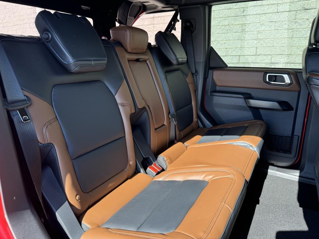 new 2024 Ford Bronco car, priced at $58,670