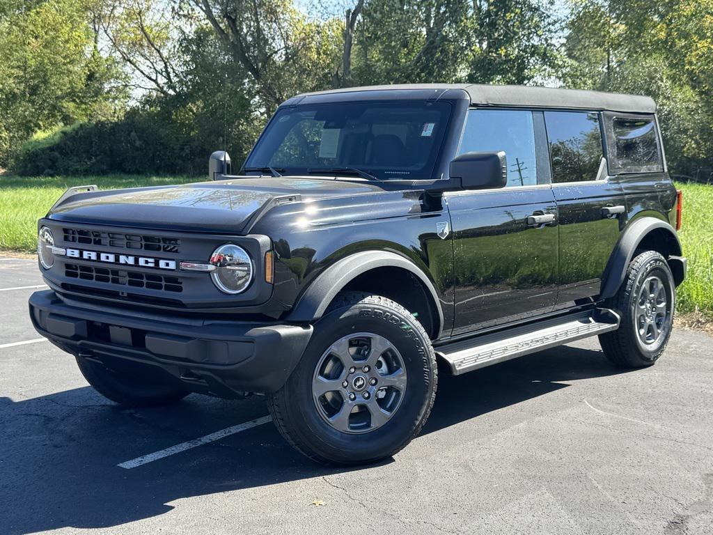 new 2025 Ford Bronco car, priced at $46,045