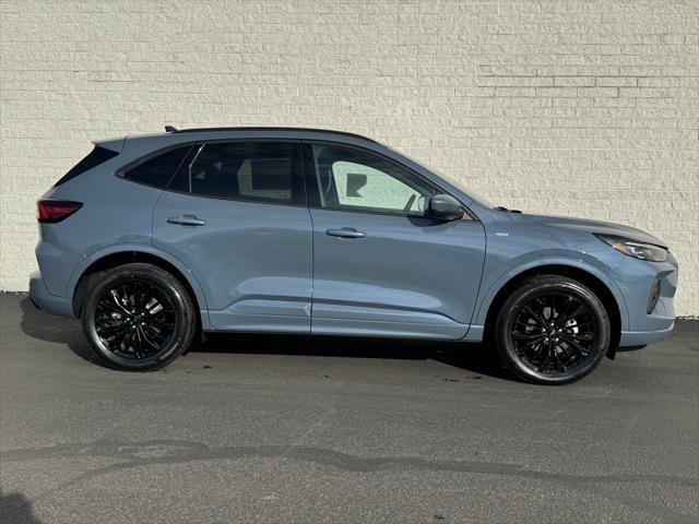 new 2025 Ford Escape car, priced at $39,865