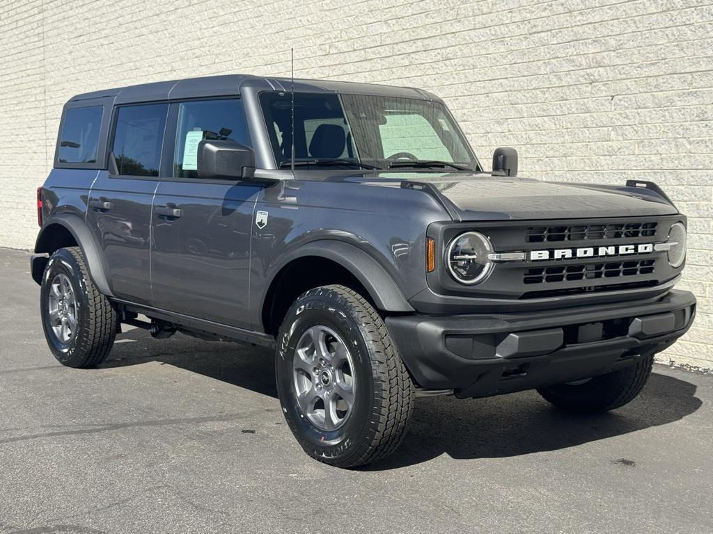 new 2025 Ford Bronco car, priced at $46,970