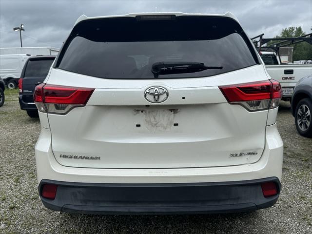 used 2019 Toyota Highlander car, priced at $27,654