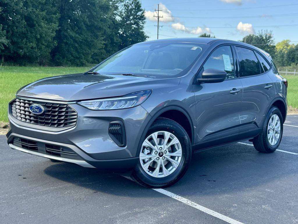 new 2025 Ford Escape car, priced at $31,900