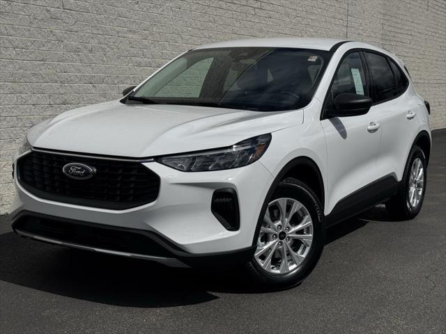 new 2025 Ford Escape car, priced at $30,640