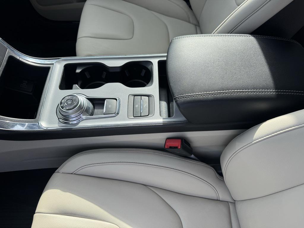 used 2021 Ford Edge car, priced at $25,914