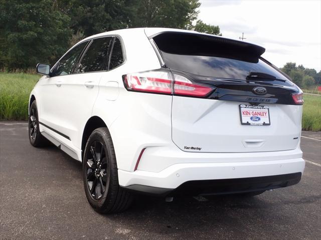 new 2024 Ford Edge car, priced at $33,427