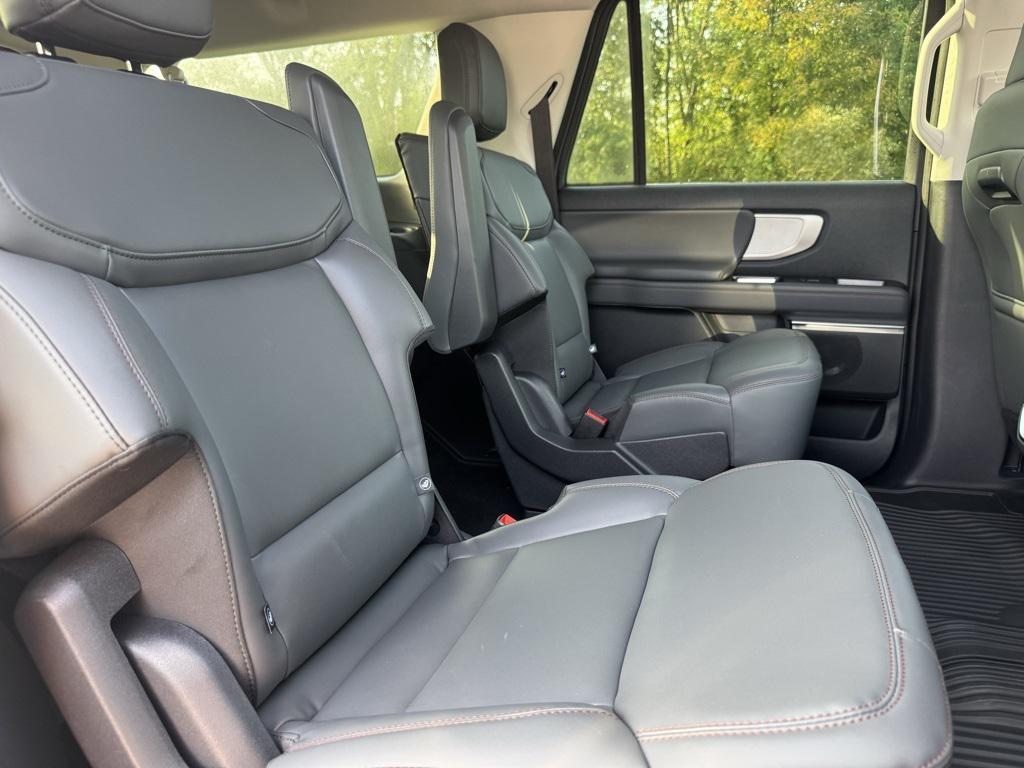 new 2025 Ford Expedition Max car, priced at $75,885