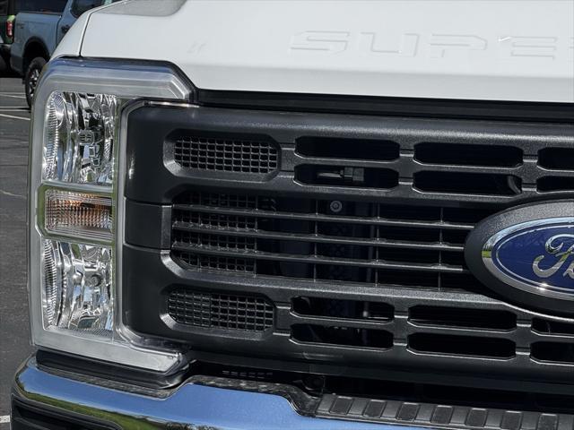 new 2025 Ford F-350 car, priced at $54,745