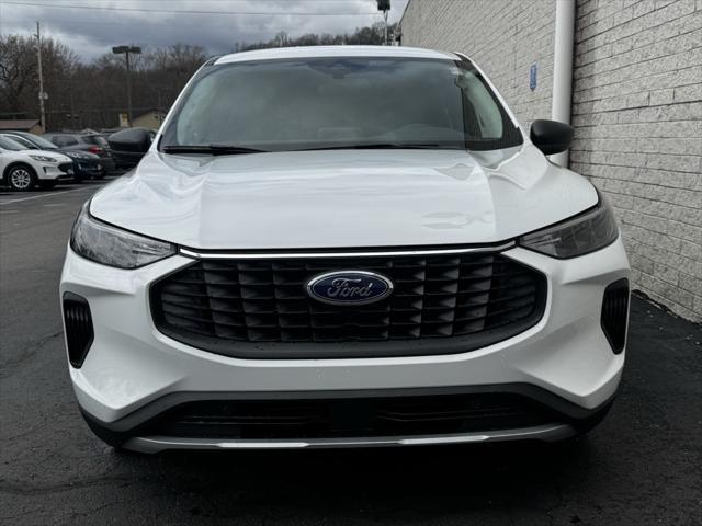 new 2025 Ford Escape car, priced at $28,673