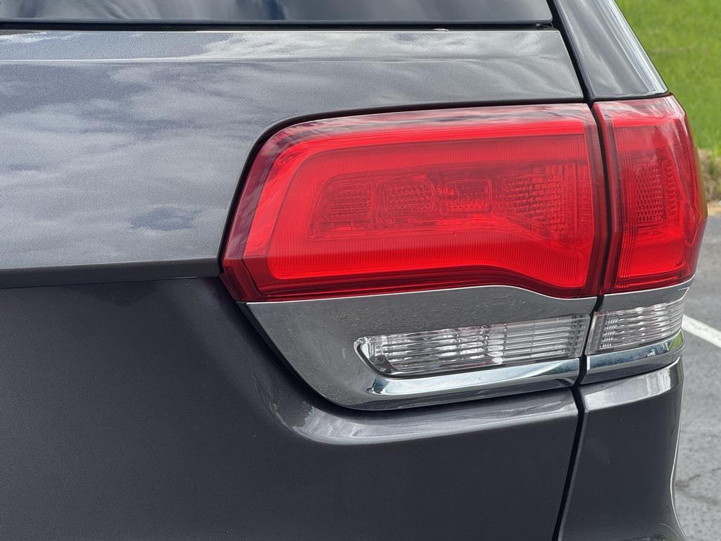 used 2019 Jeep Grand Cherokee car, priced at $16,779