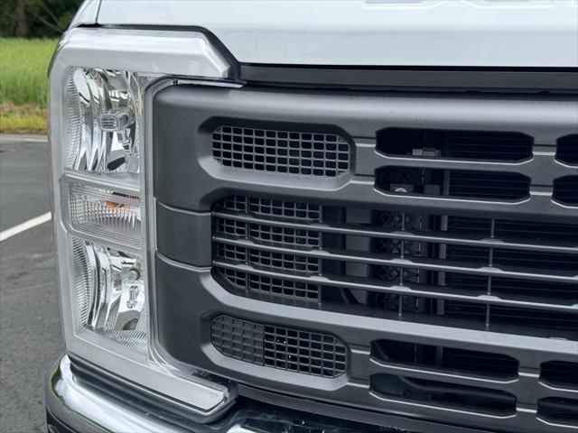 new 2024 Ford F-250 car, priced at $53,150