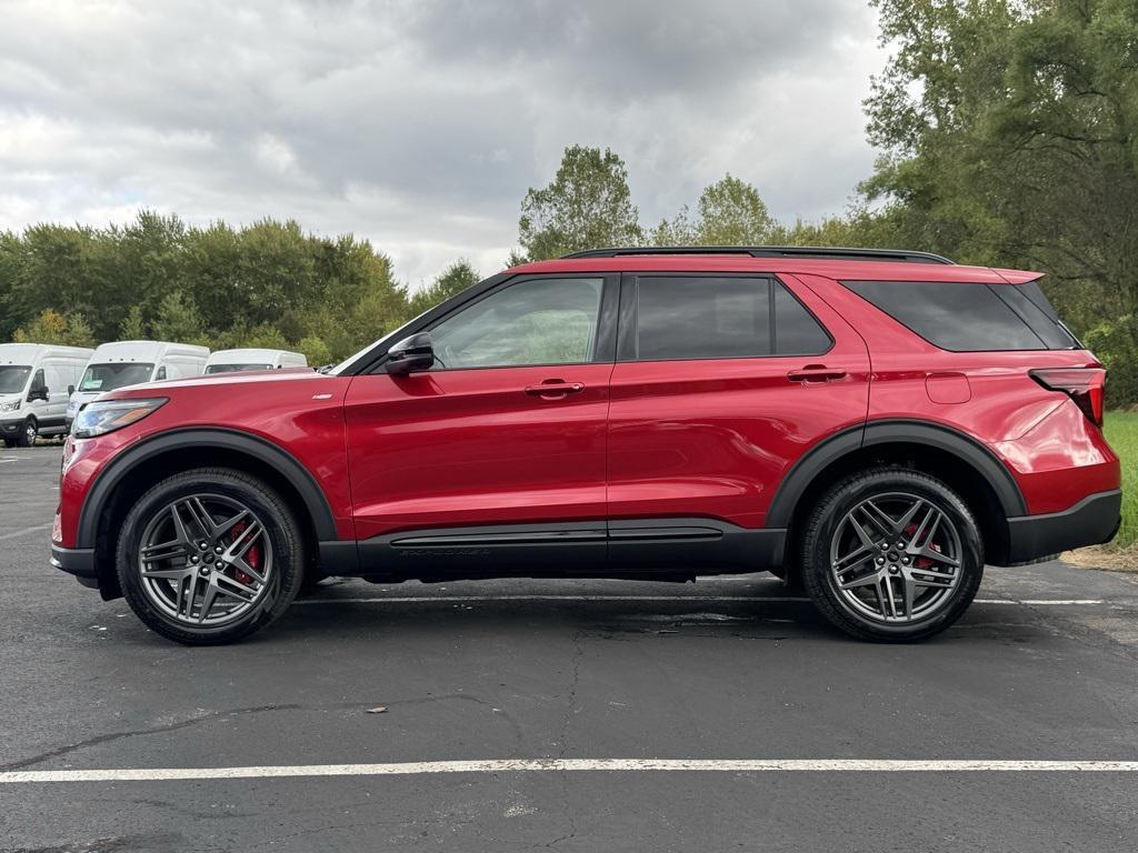 new 2025 Ford Explorer car, priced at $51,870