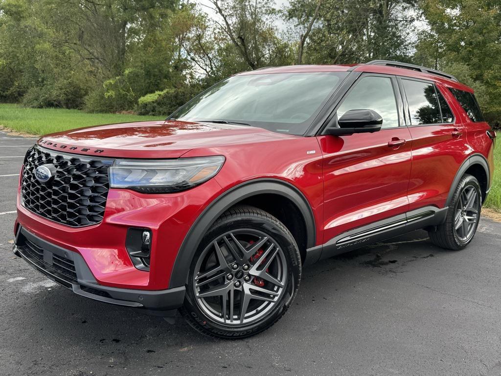 new 2025 Ford Explorer car, priced at $51,870