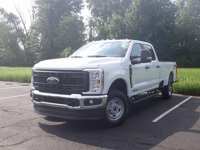 new 2024 Ford F-350 car, priced at $65,695