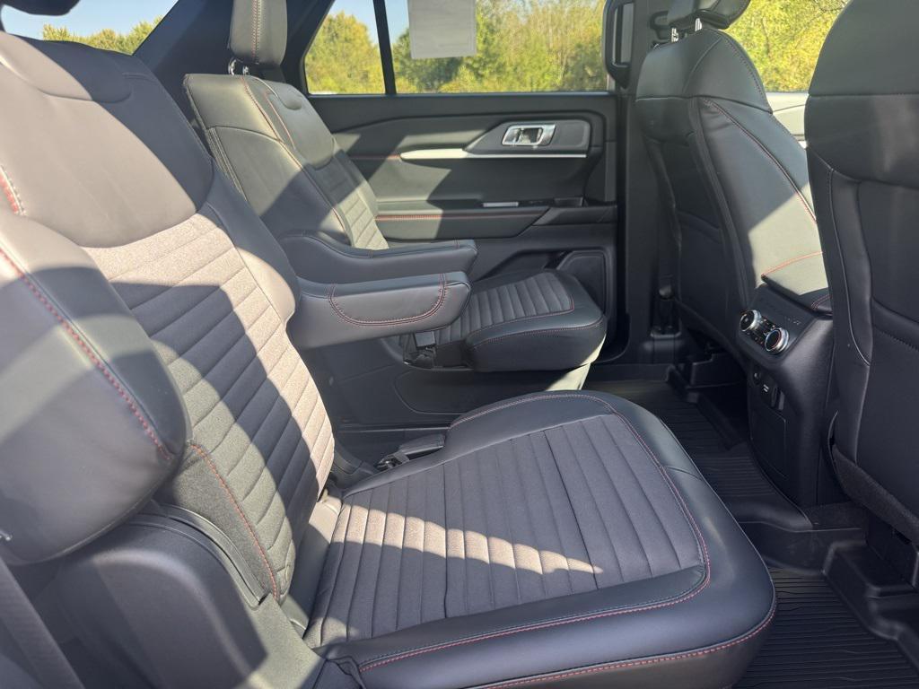 new 2025 Ford Explorer car, priced at $52,925