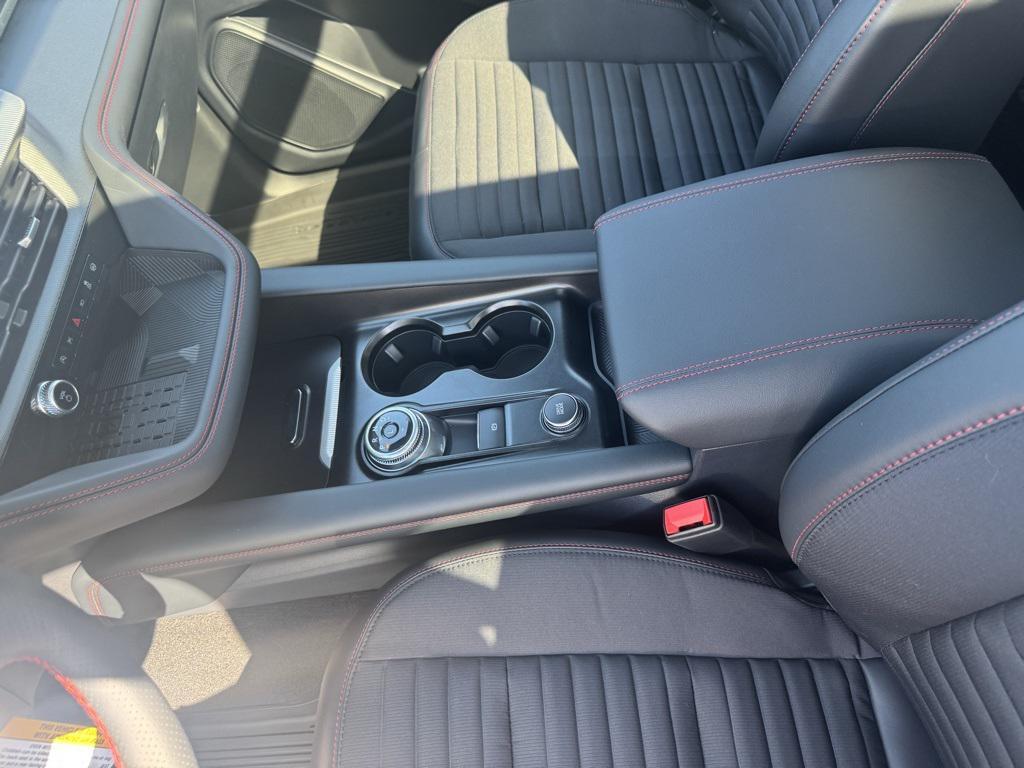 new 2025 Ford Explorer car, priced at $52,925