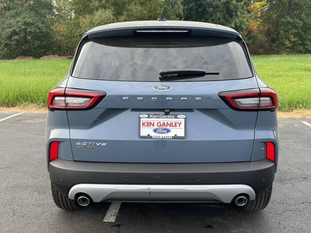 new 2025 Ford Escape car, priced at $30,540