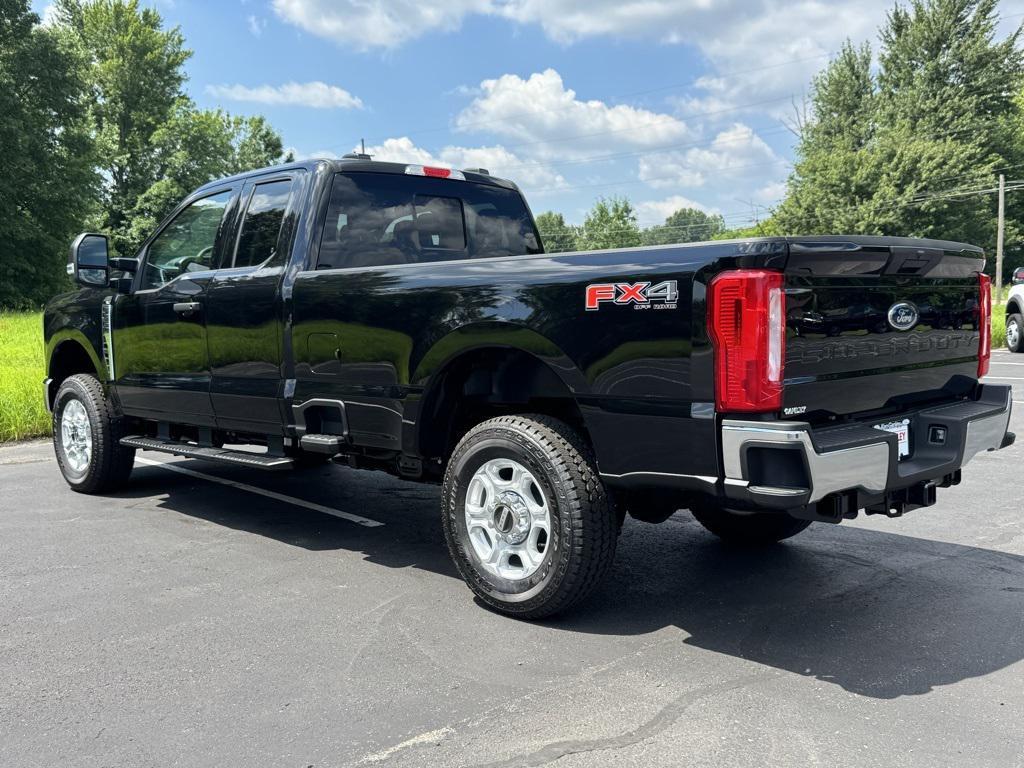 new 2025 Ford F-350 car, priced at $57,610