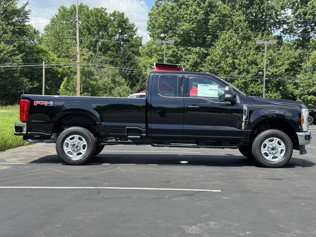 new 2025 Ford F-350 car, priced at $57,610