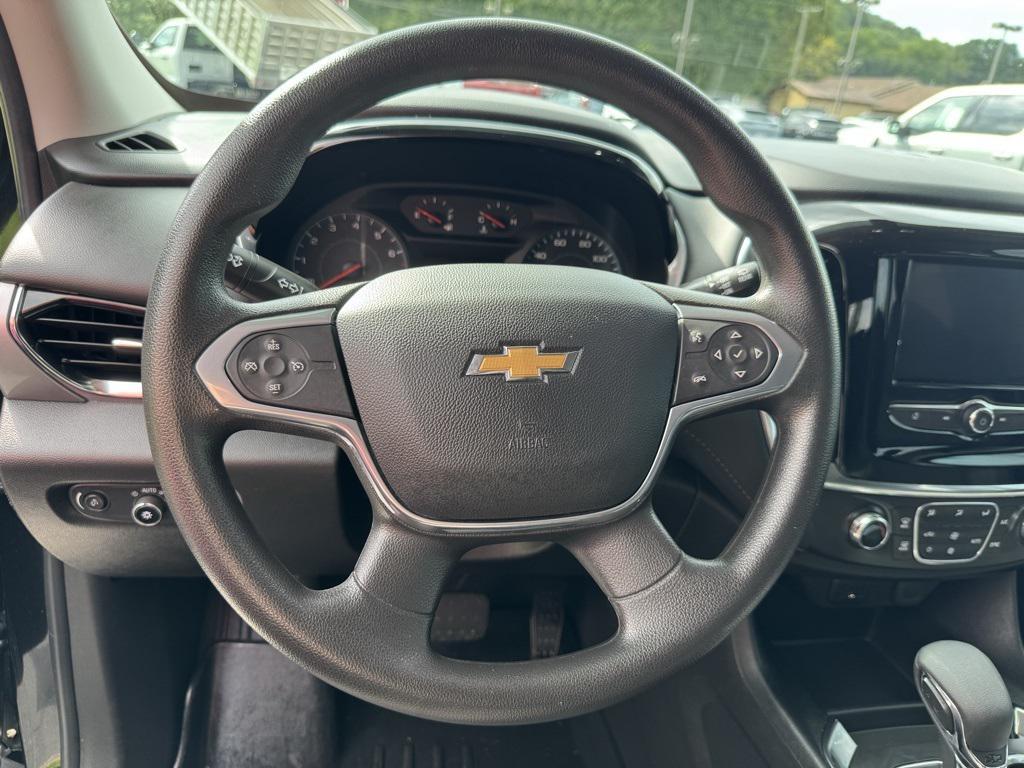 used 2021 Chevrolet Traverse car, priced at $21,994