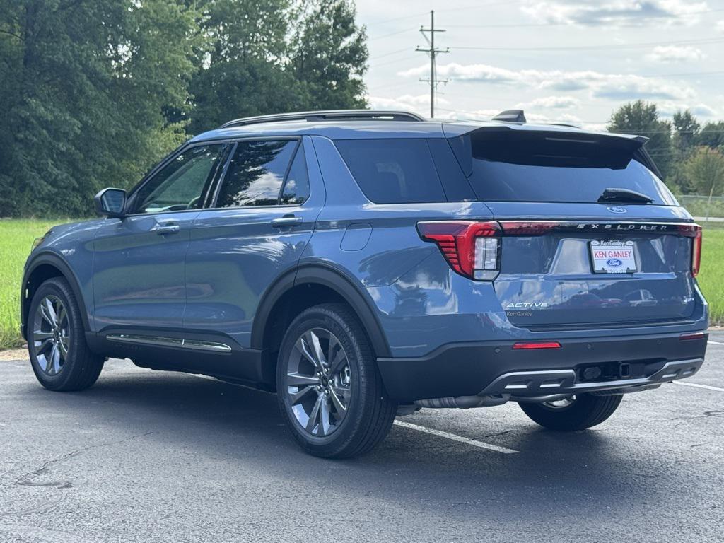 new 2025 Ford Explorer car, priced at $49,910