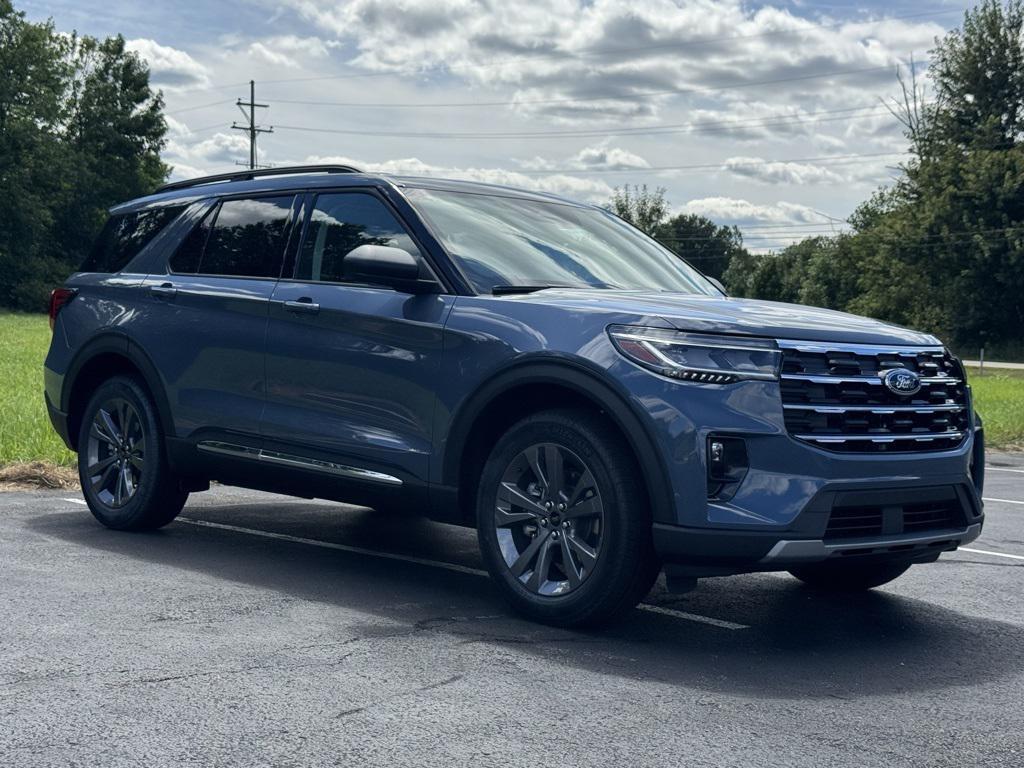 new 2025 Ford Explorer car, priced at $49,910