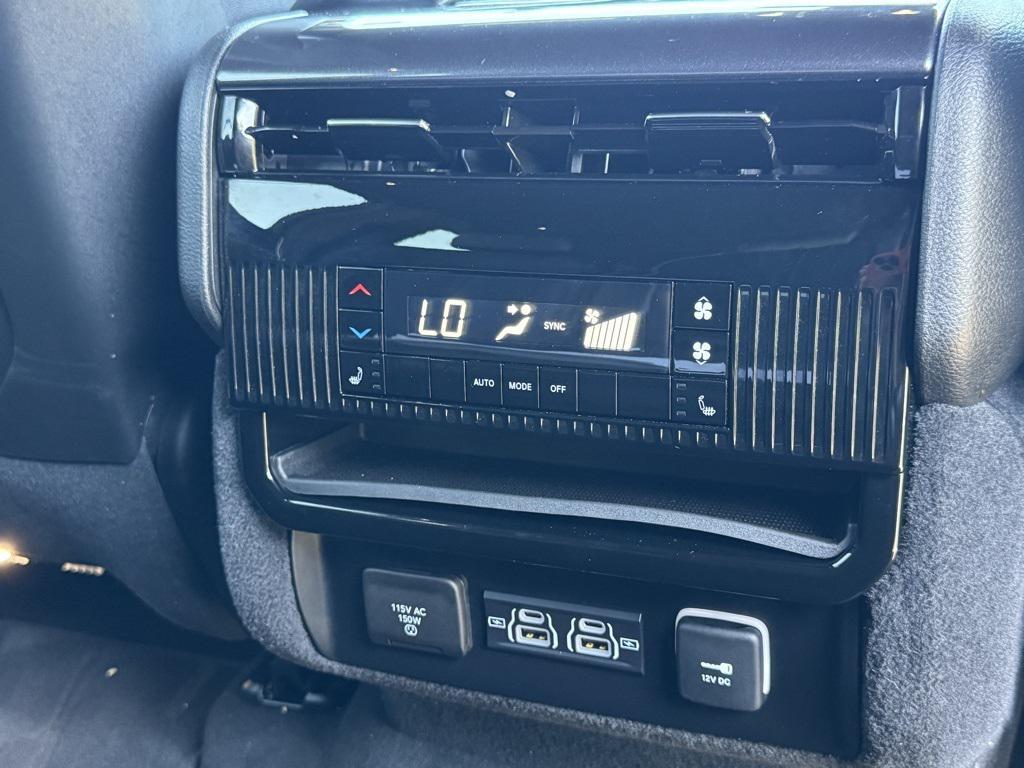 used 2024 Jeep Wagoneer L car, priced at $47,986