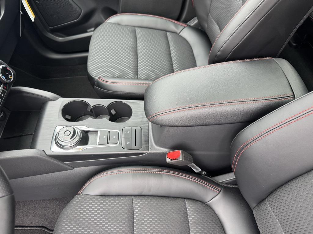 new 2025 Ford Escape car, priced at $32,685