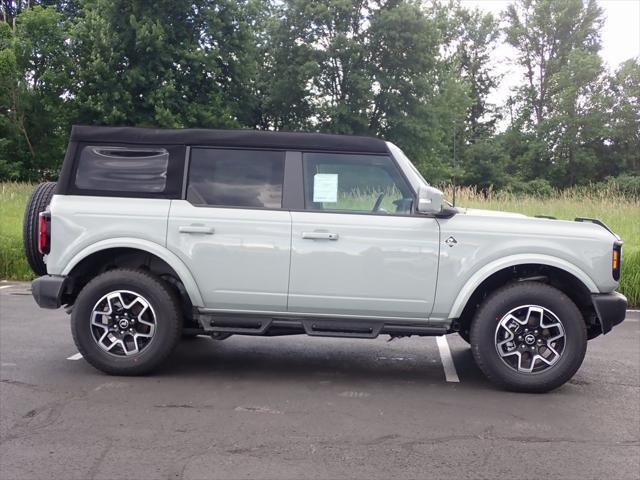 new 2024 Ford Bronco car, priced at $50,124