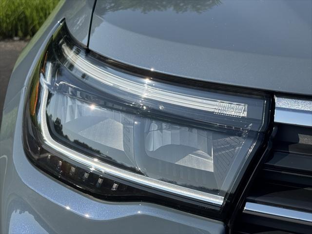 new 2025 Ford Explorer car, priced at $48,895
