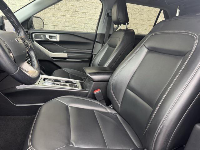 used 2022 Ford Explorer car, priced at $24,136