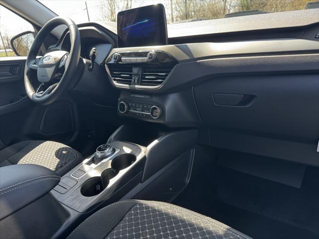 new 2025 Ford Escape car, priced at $29,566