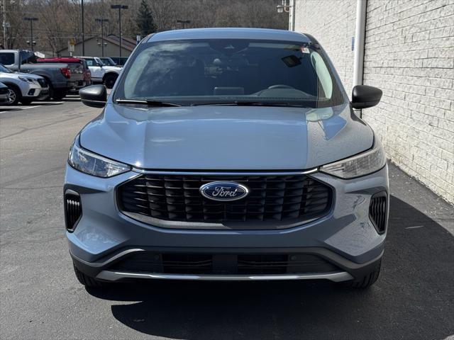 new 2025 Ford Escape car, priced at $29,566