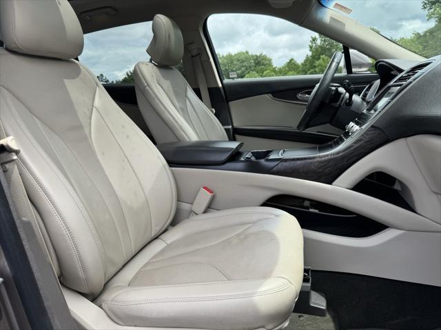 used 2019 Lincoln Nautilus car, priced at $23,890
