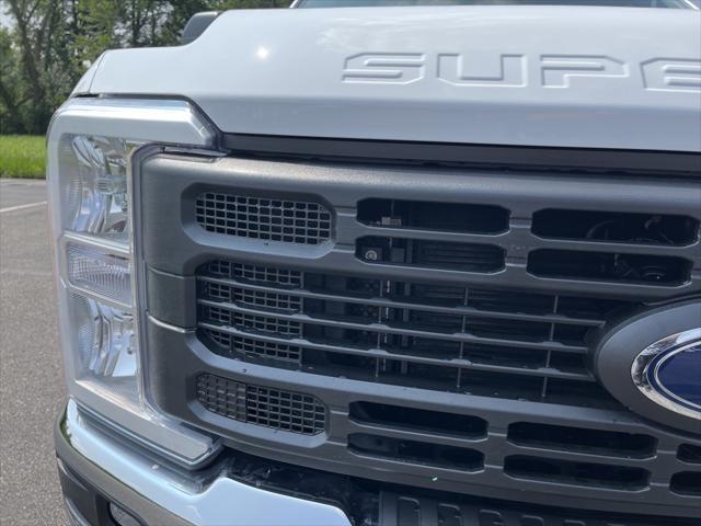 new 2023 Ford F-350 car, priced at $48,183