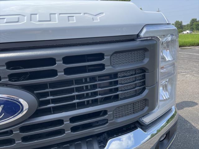 new 2023 Ford F-350 car, priced at $51,725