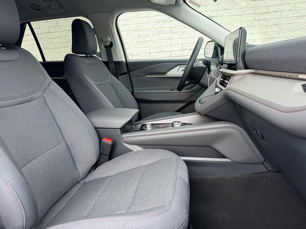 new 2025 Ford Explorer car, priced at $41,950