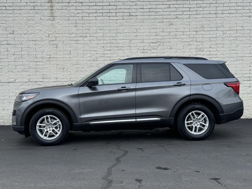 new 2025 Ford Explorer car, priced at $41,950