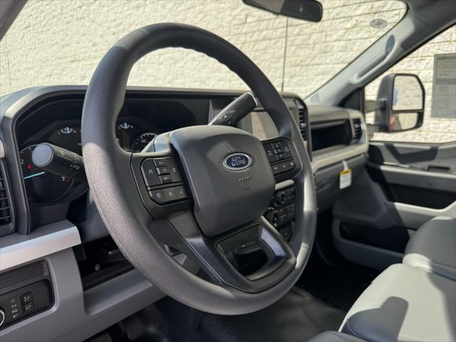 new 2025 Ford F-350 car, priced at $54,215