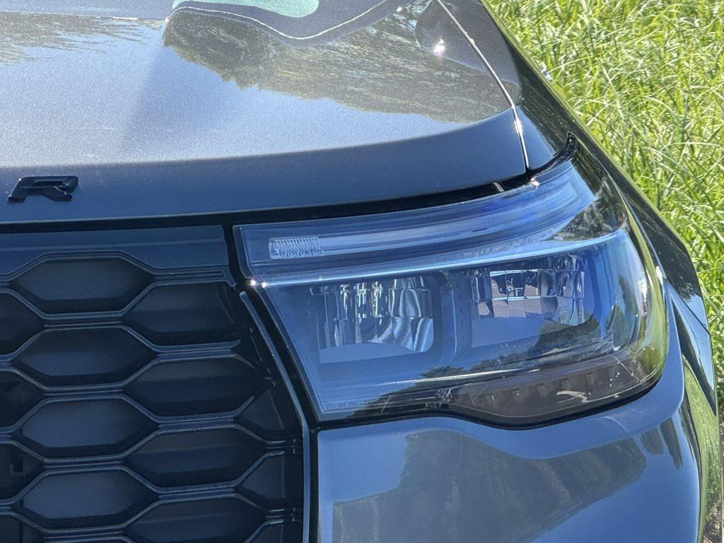new 2025 Ford Explorer car, priced at $51,375